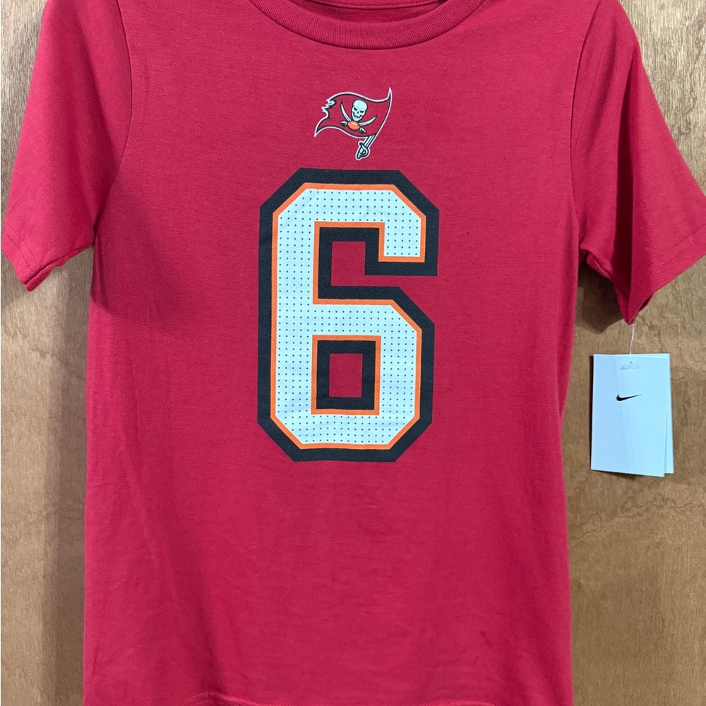 Nike Kids Red NFL Number 6 Tampa Bay Buccaneers Mayfield Graphic Tee 10/12